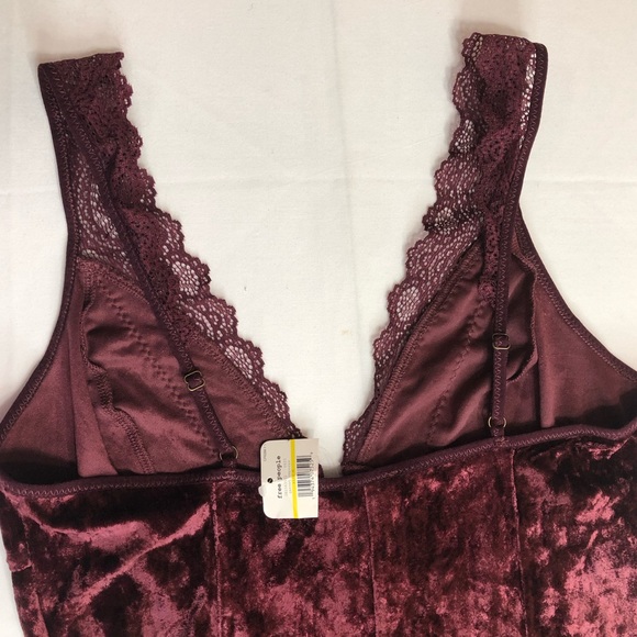 NWOT FREE PEOPLE Wait For It Red Velvet Mini Dress . Size M. M - Picture 6 of 9